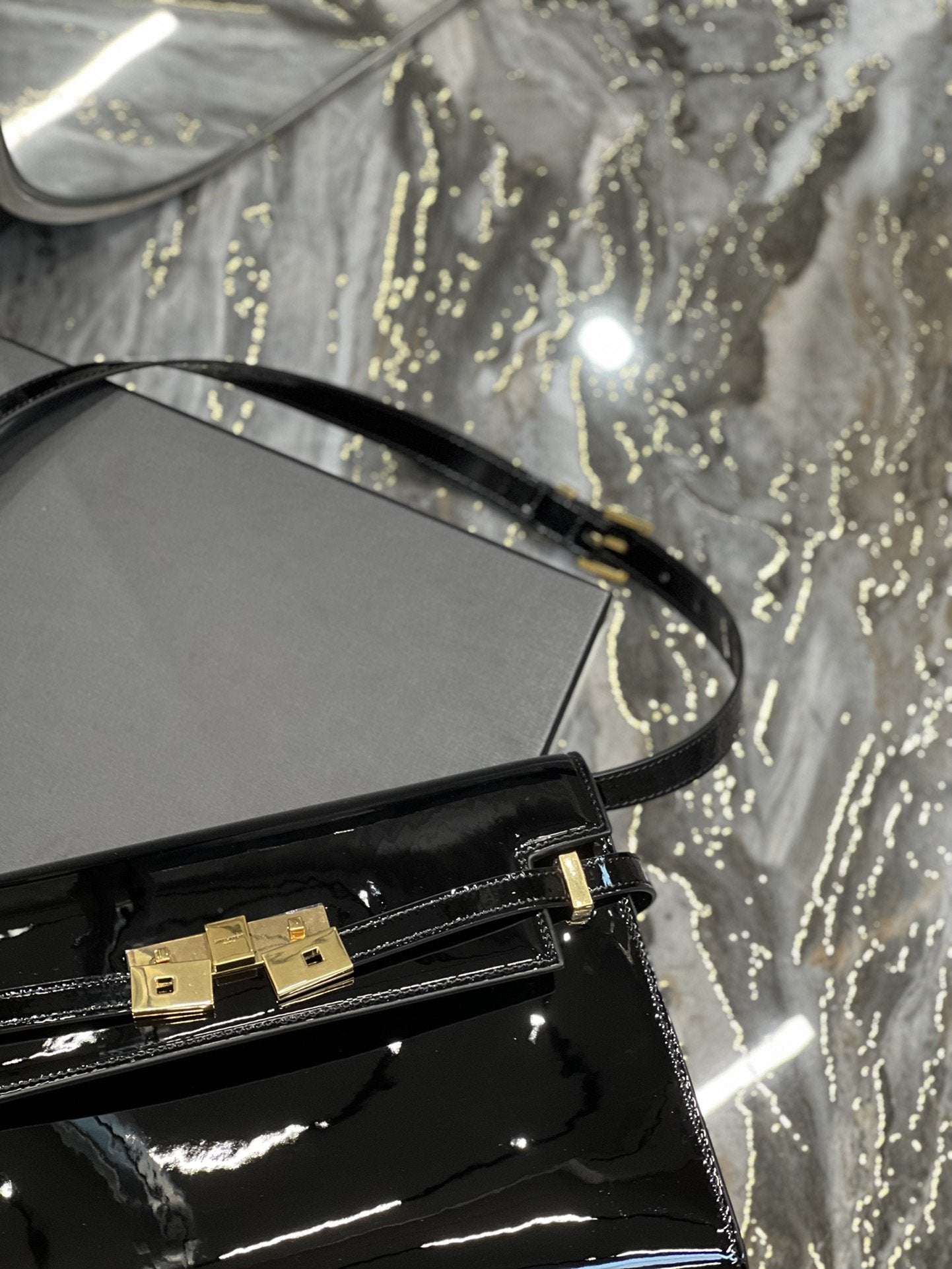 YSSL Manhattan Shoulder Bag Black For Women 11in/29cm YSL