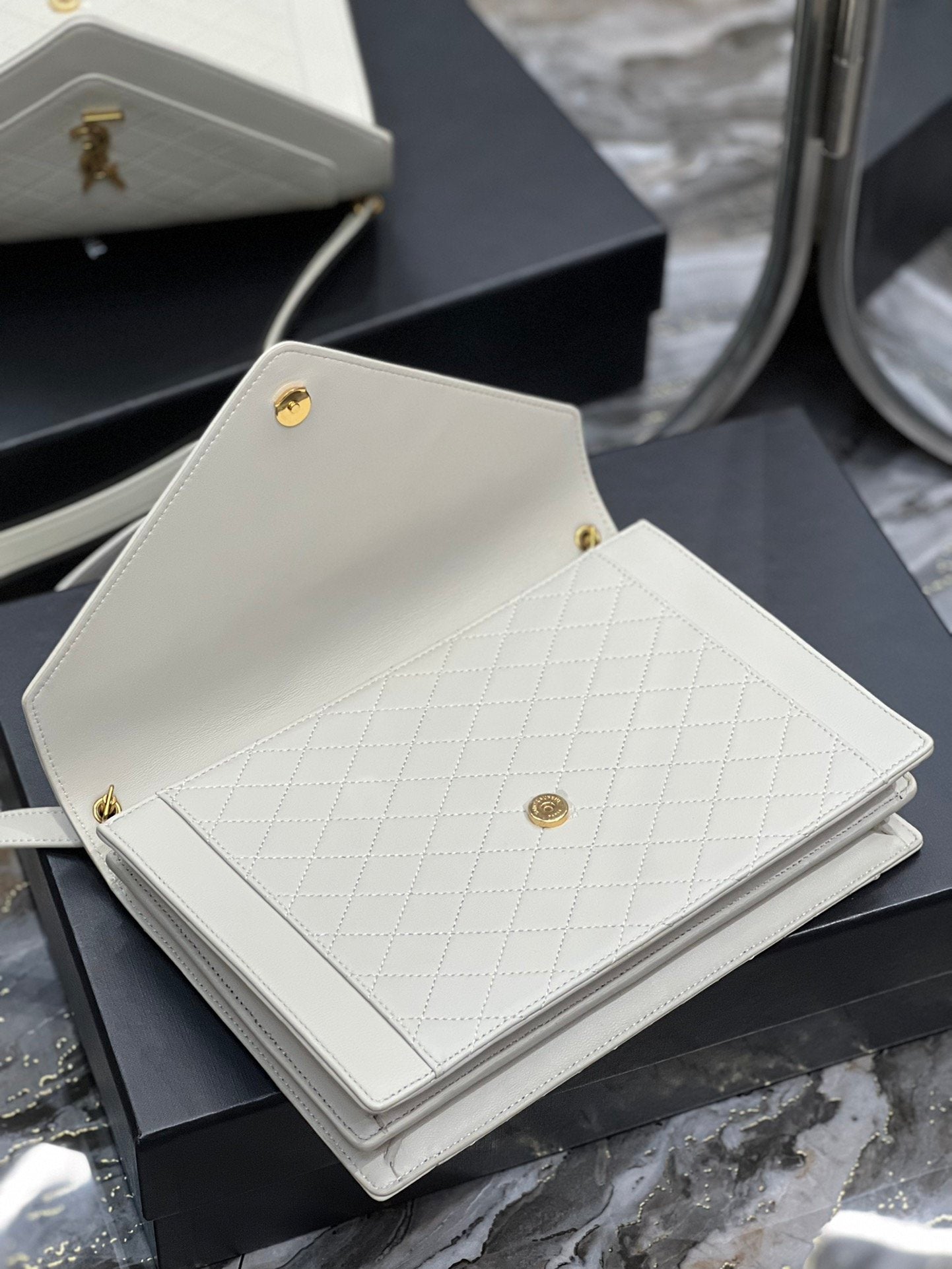 Top Quality Gaby Satchel Bag In White With Gold Toned Hardware For Women 10.2in/26cm YSl 6688631EL079207