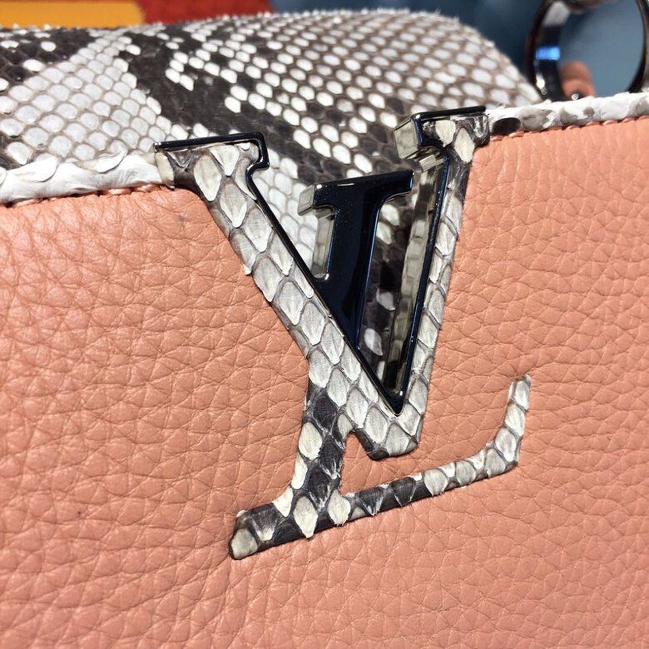 Top Quality Capucines PM Taurillon And Python Magnolia Pink For Women,  Shoulder And Crossbody Bags 10.4in/27cm Top Quality