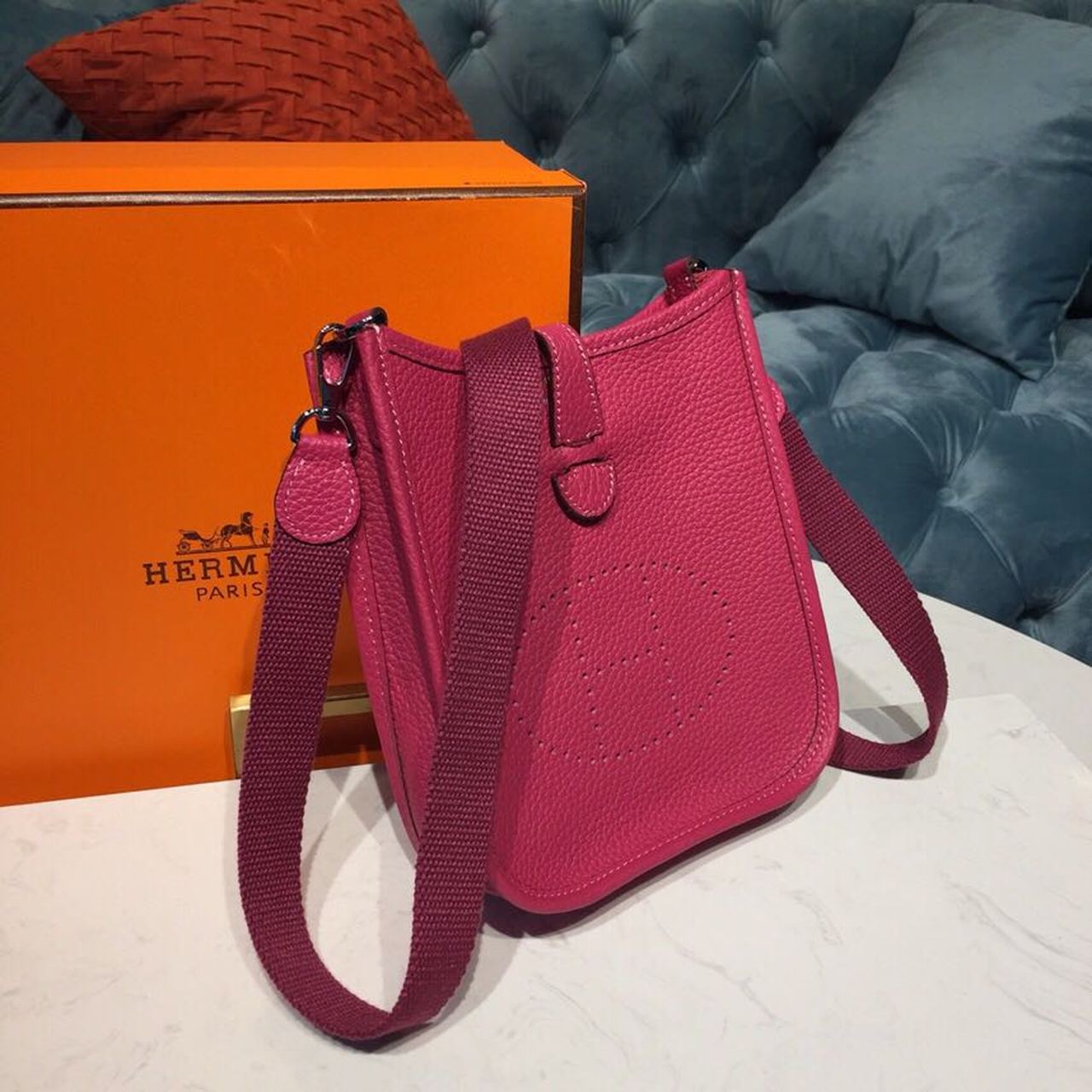 Top Quality Evelyne II TPM Bag Hot Pink For Women SiTop Qualityer Toned Hardware 7.9in/20cm