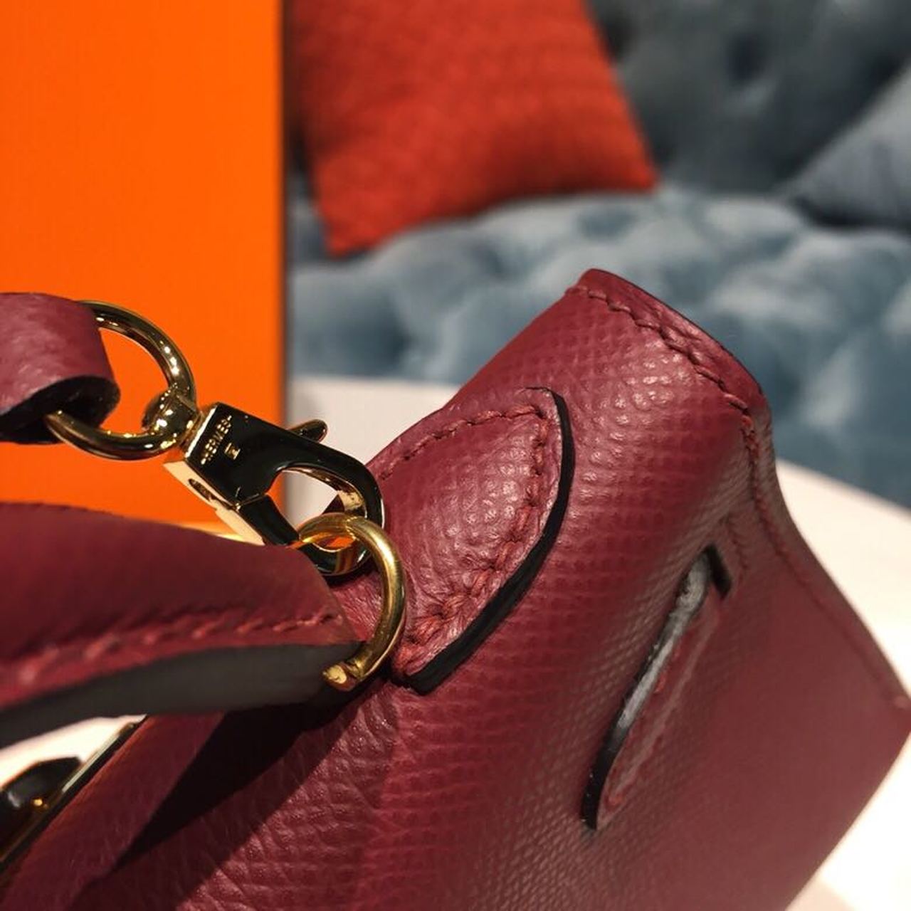Top Quality Mini Kelly Burgundy For Women Gold Toned Hardware 7.5in/19cm
