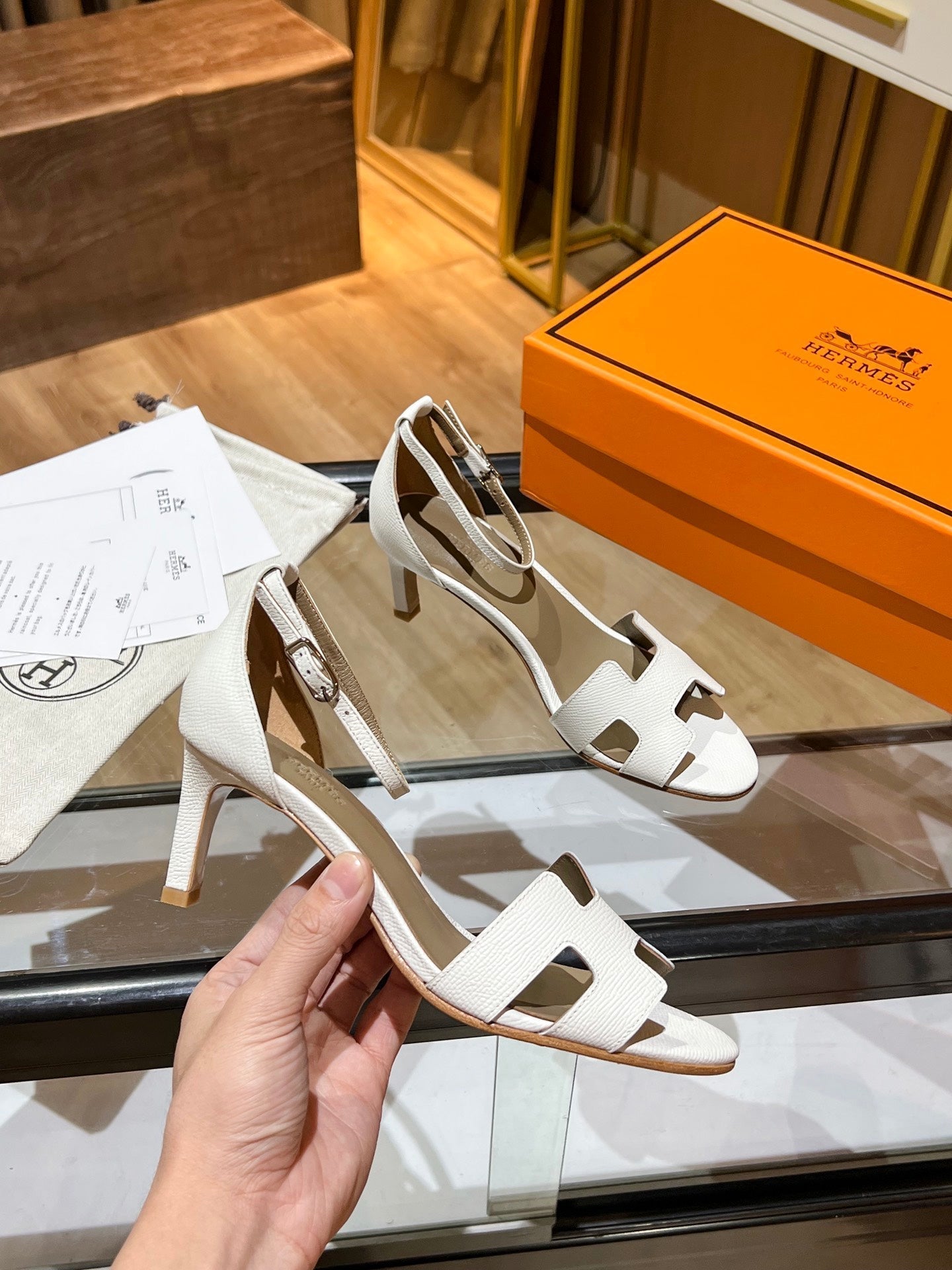 New 1:1 rep HM HIGH HEELS 040