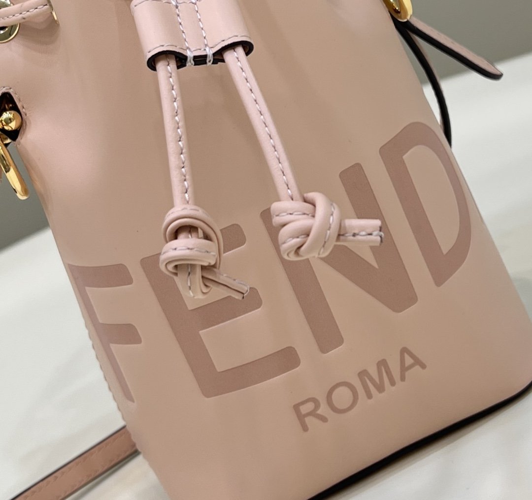 Top QualityTop Quality Mon Tresor Pale Pink For Women, Women’s Handbags, Shoulder And Crossbody Bags 7.1in/18cm FF 8BS010AC9LF14N1