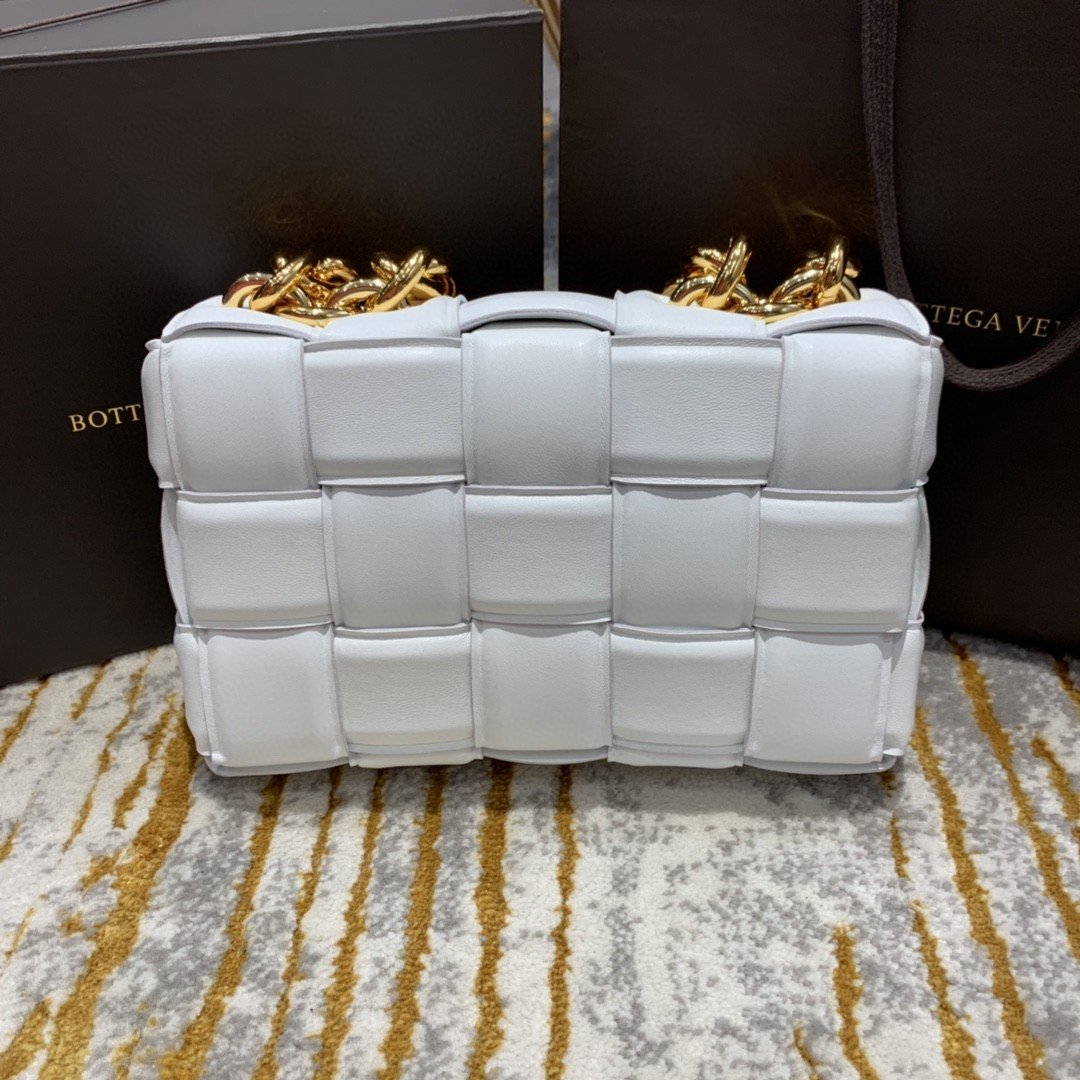 Top Quality Chain Cassette Bag For Women 10.2in/26cm In White 631421VBWZ09143