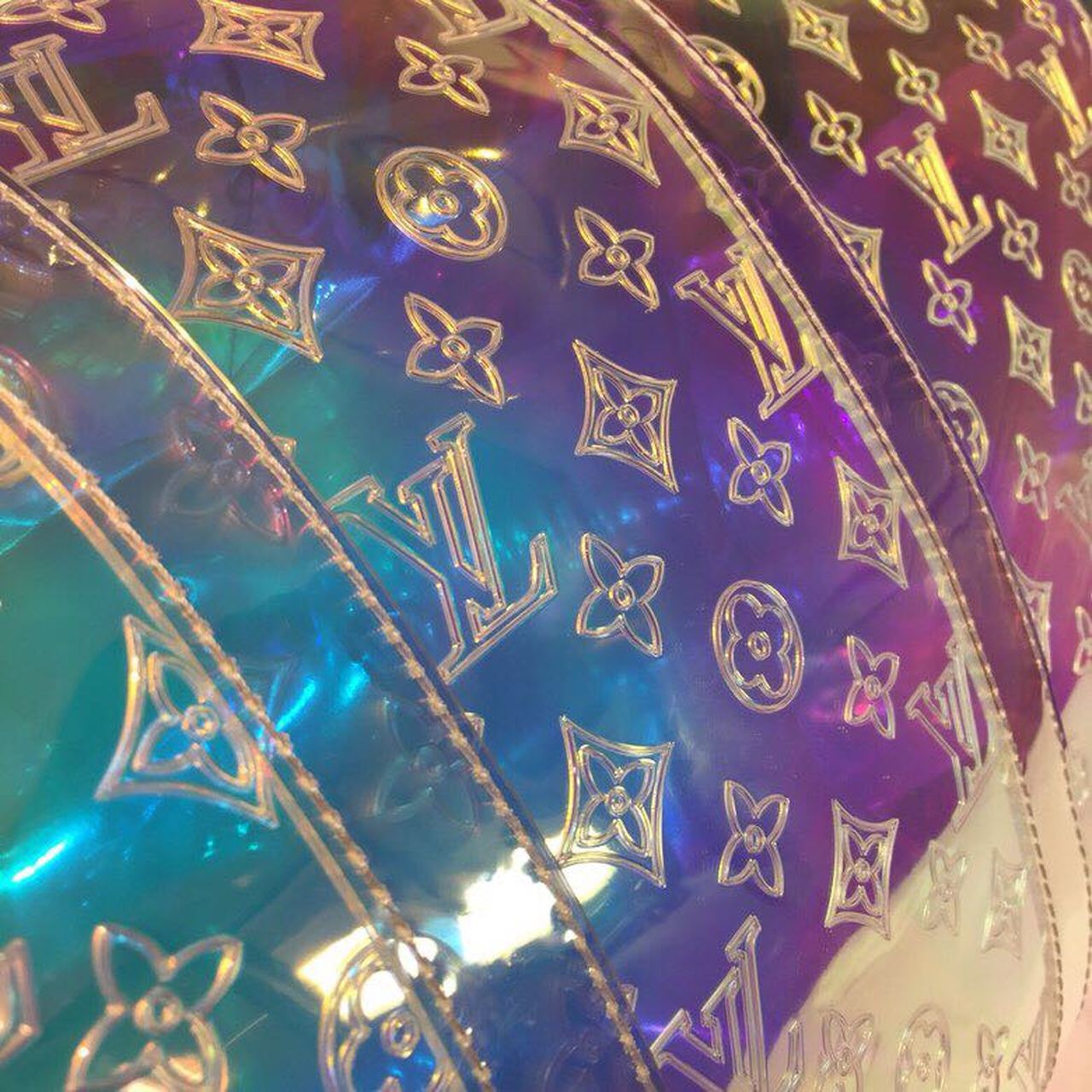 Top Quality Keepall Bandouliere 50 Monogram PVC Iridescent Prism By Virgil Abloh For Men, Bags, Travel Bags 19.7in/50cm Top Quality M53271