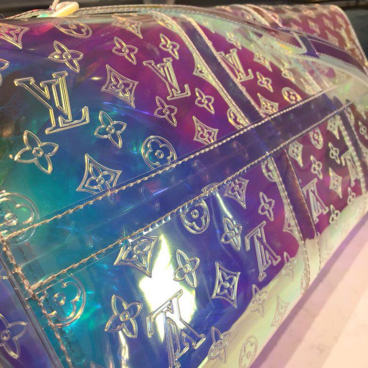 Top Quality Keepall Bandouliere 50 Monogram PVC Iridescent Prism By Virgil Abloh For Men, Bags, Travel Bags 19.7in/50cm Top Quality M53271