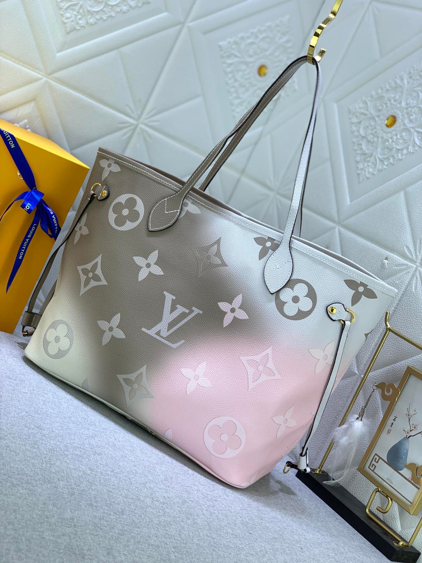 EN - New 1:1 rep Bag LUV 650