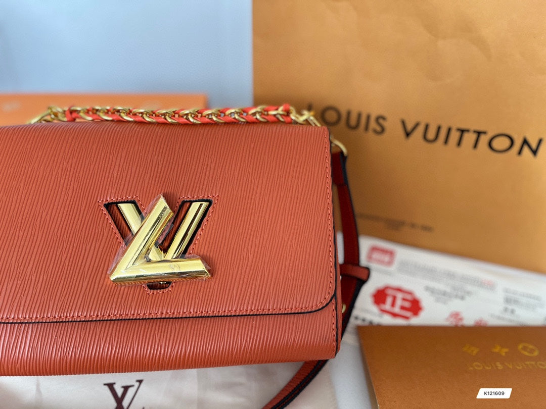 EN - New 1:1 rep Lux Bags LUV 529
