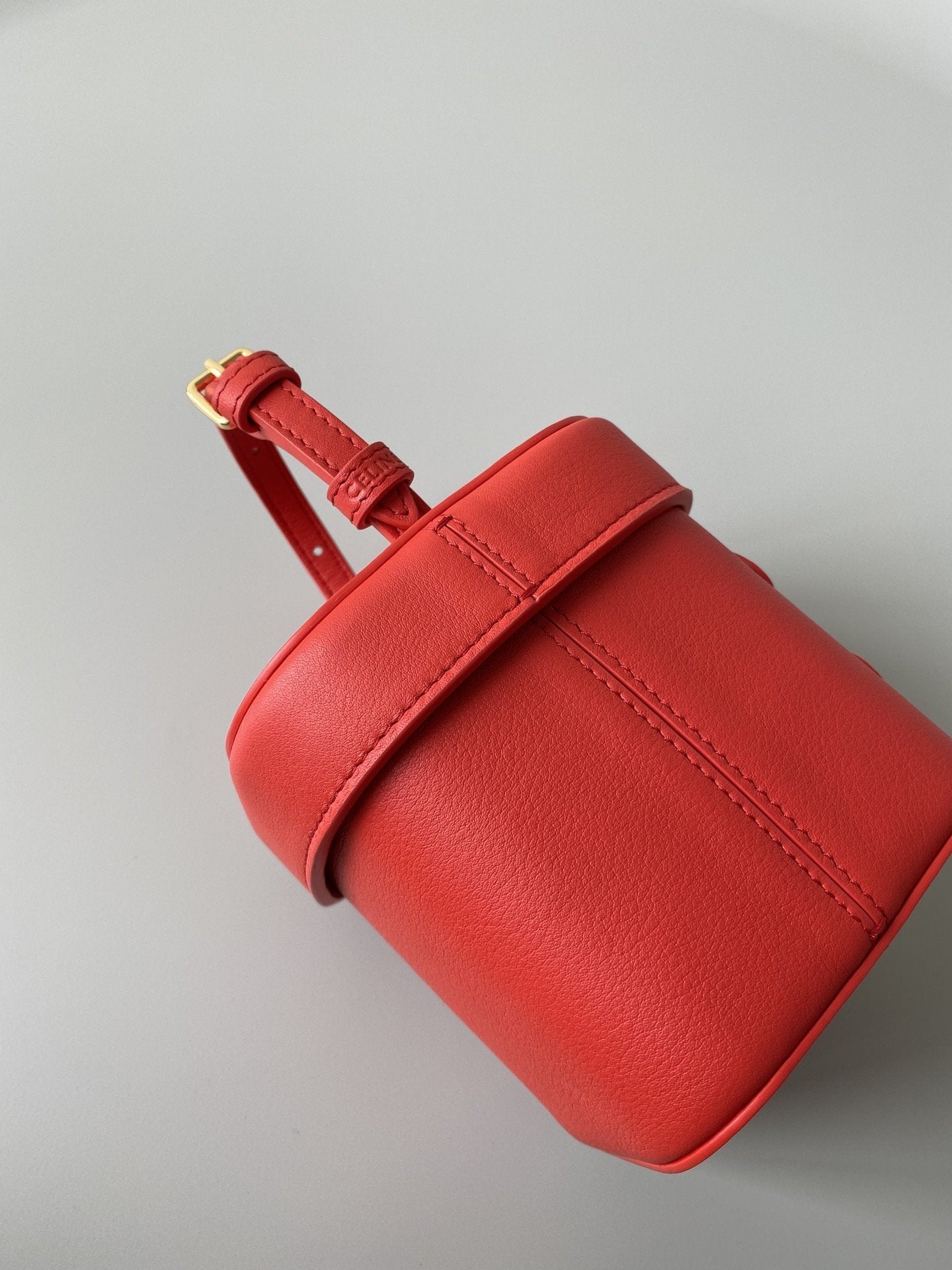 Top Quality Small Box Cuir Triomphe Red For Women 4in/11cm 199263EFB.27BR