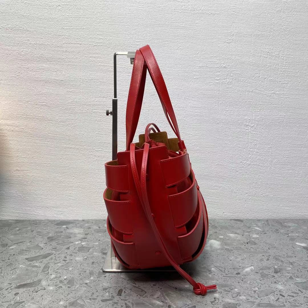 Top Quality MeTop Qualityum Shoulder Bag Red, For Women, Women’s Bags 8.6in/22cm