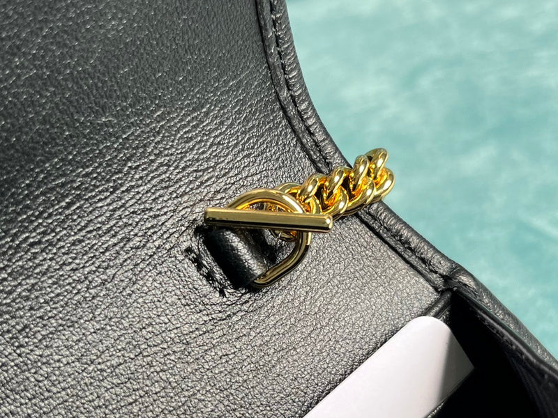 Top Quality -  Bags - 585