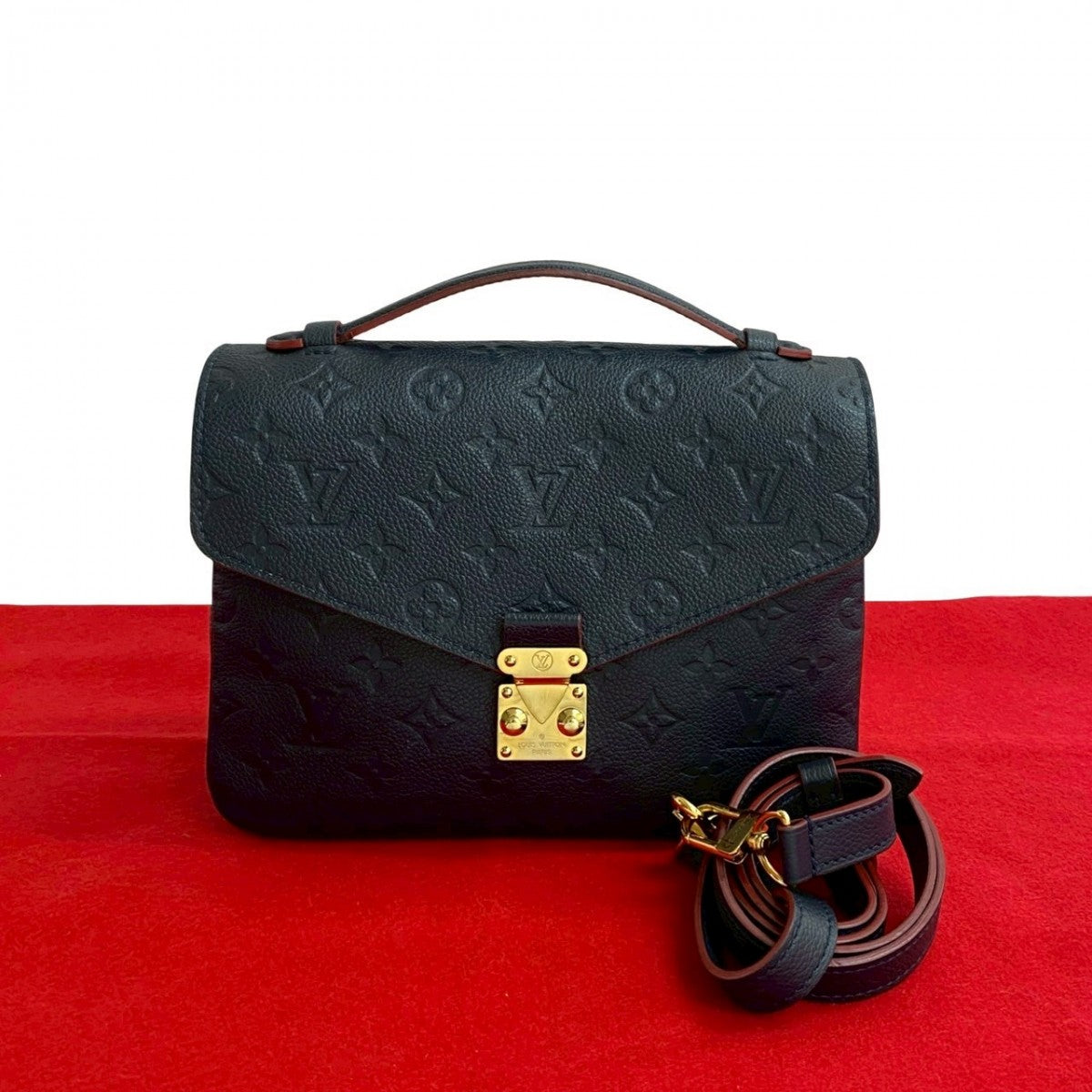 LOUIS VUITTON Shoulder Bag leather Navy Monogram Ann Platt Pochette Metis MM