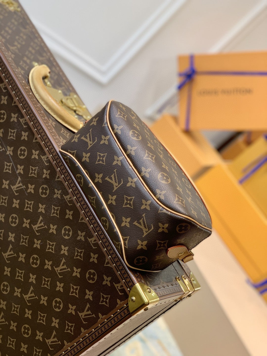 Top Quality Blois Monogram Canvas For Women, WoBags, WoShoulder Bags 9.8in/25cm Top Quality M51221