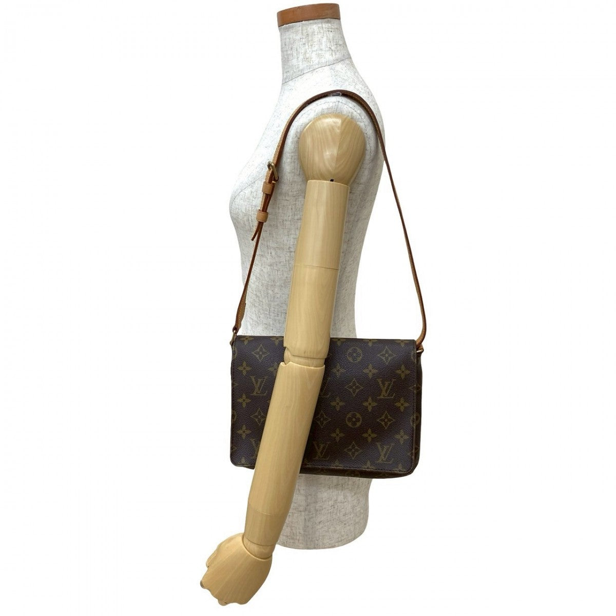 LOUIS VUITTON Shoulder Bag leather Brown Monogram M tte Tango