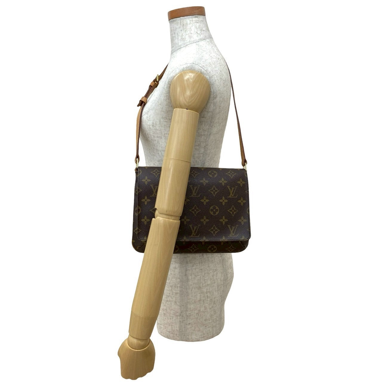 LOUIS VUITTON Shoulder Bag leather Brown Monogram M tte Tango