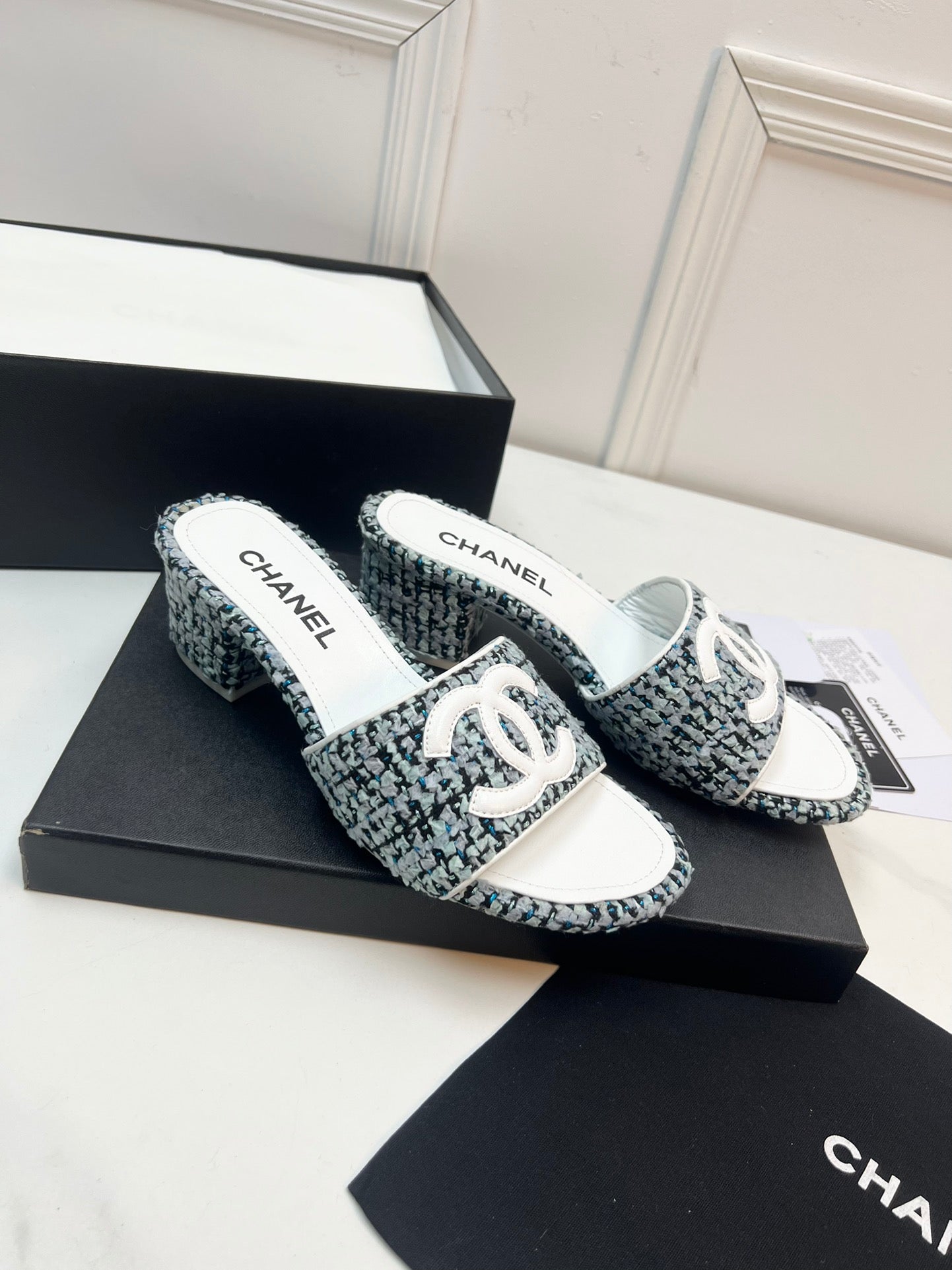 New 1:1 rep CHL High Heel Shoes 058
