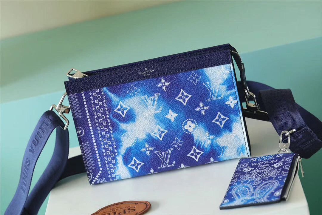 Top Quality Gaston Wearable Wallet Monogram Blue For Men, Bags, Shoulder And Crossbody Bags 8.7in/22cm Top Quality M81431