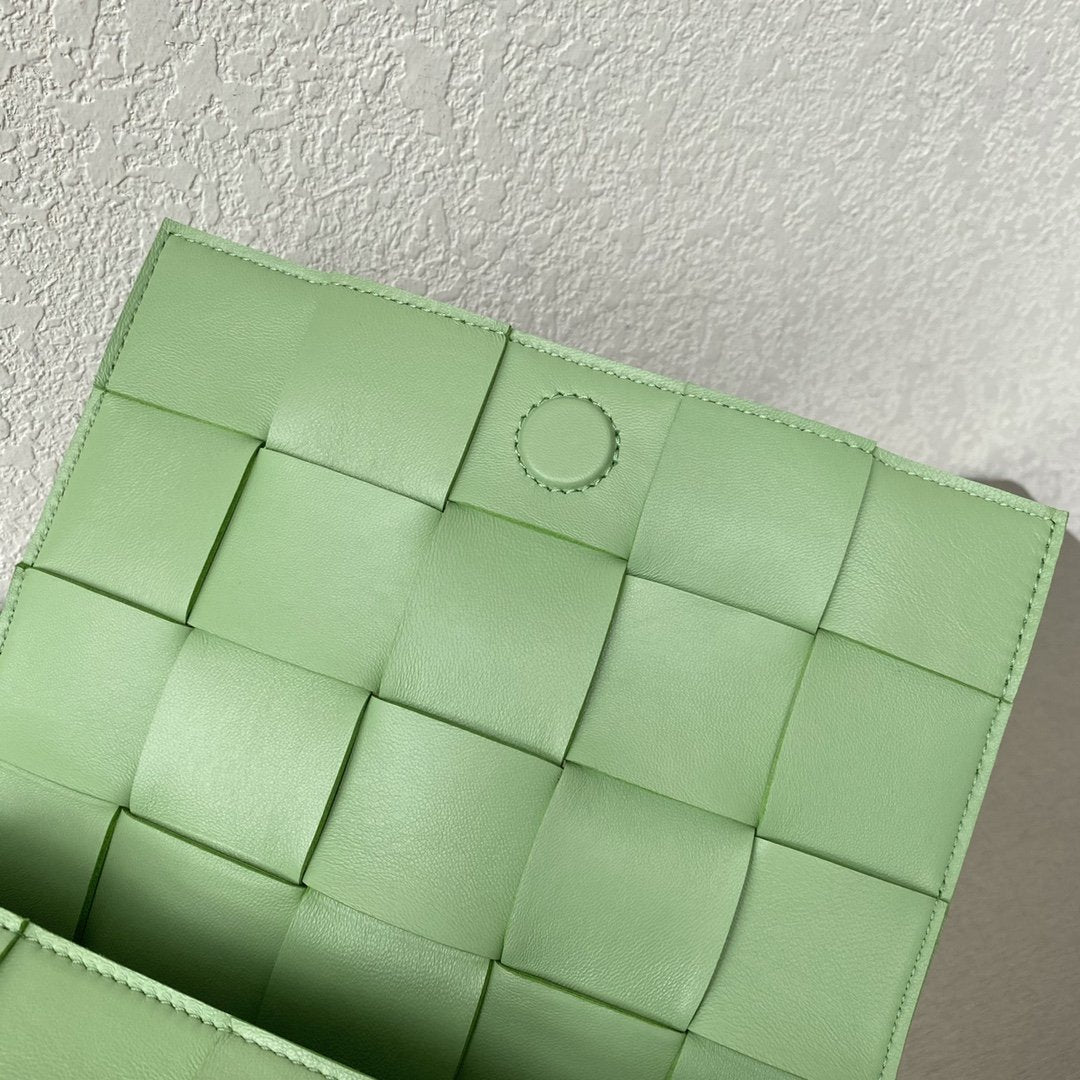 Top Quality Cassette Green, For Women, Women’s Bags 9in/23cm