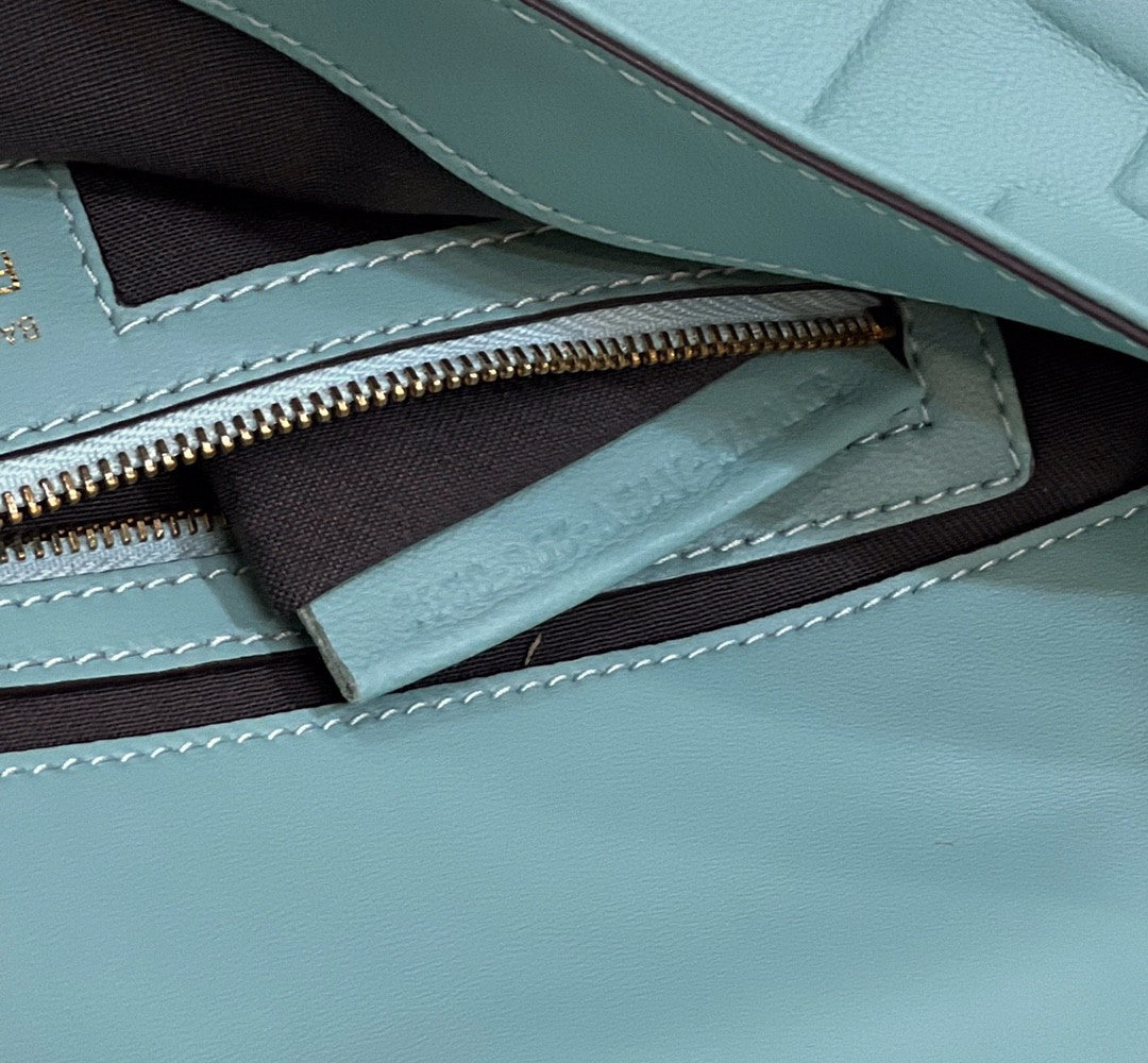 Top QualityTop Quality Baguette Medium Mint Green Bag For Woman 27cm/10.5in 8BR600A72VF1IV6