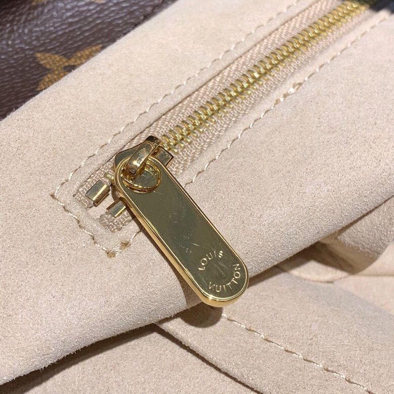 Top Quality Artsy MM Monogram Canvas For Women, Womens Handbags 16.1in/41cm Top Quality M44869