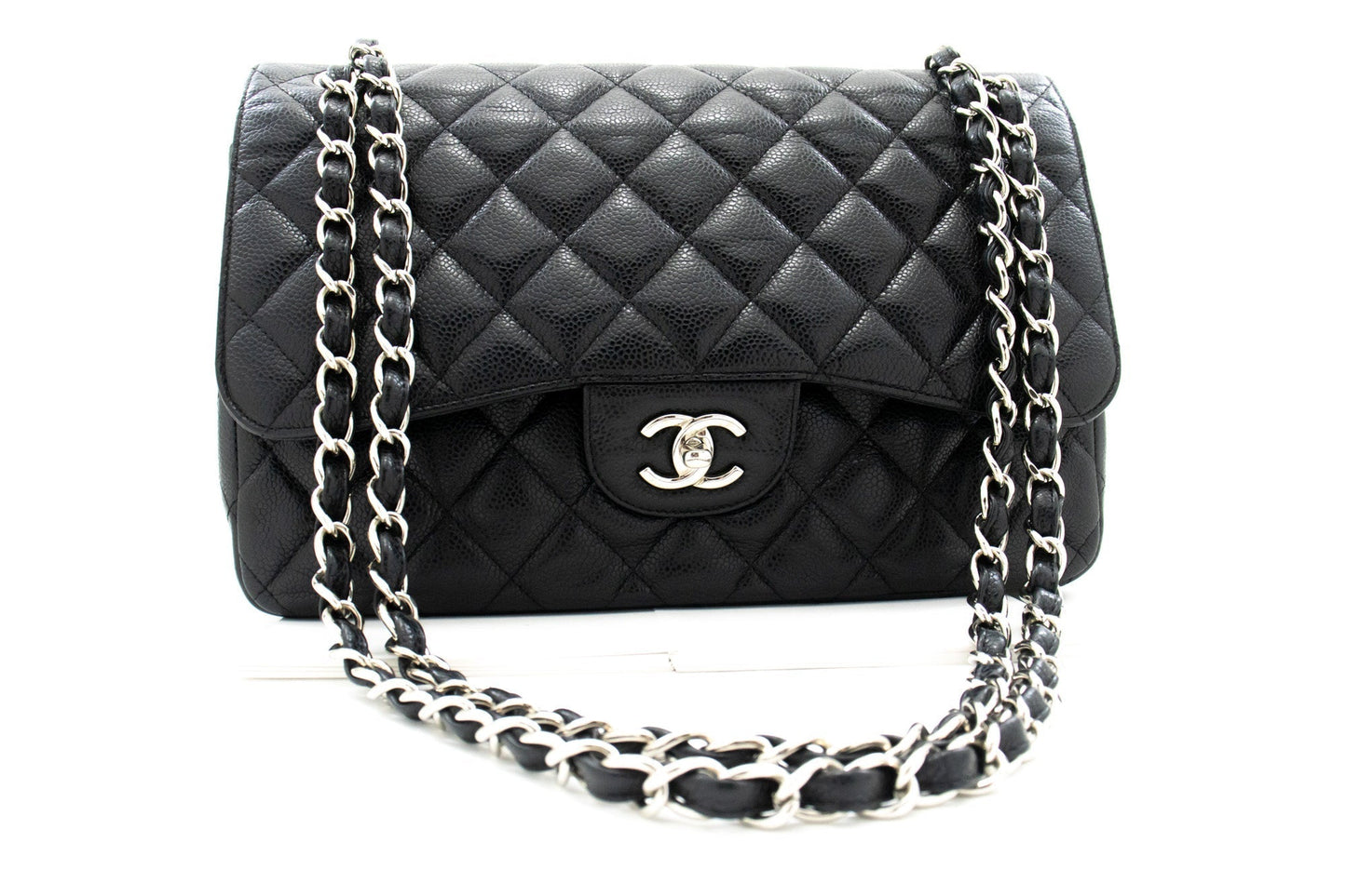 CHANEL Classic Flap Shoulder Bag