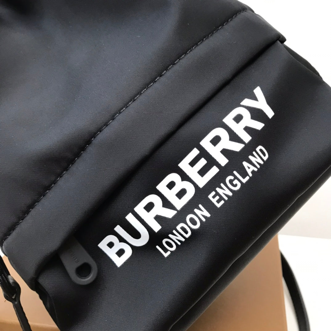 Top Quality Logo Print Nylon Drawcord Pouch Black For Women, Bags 7.7in/19.5cm