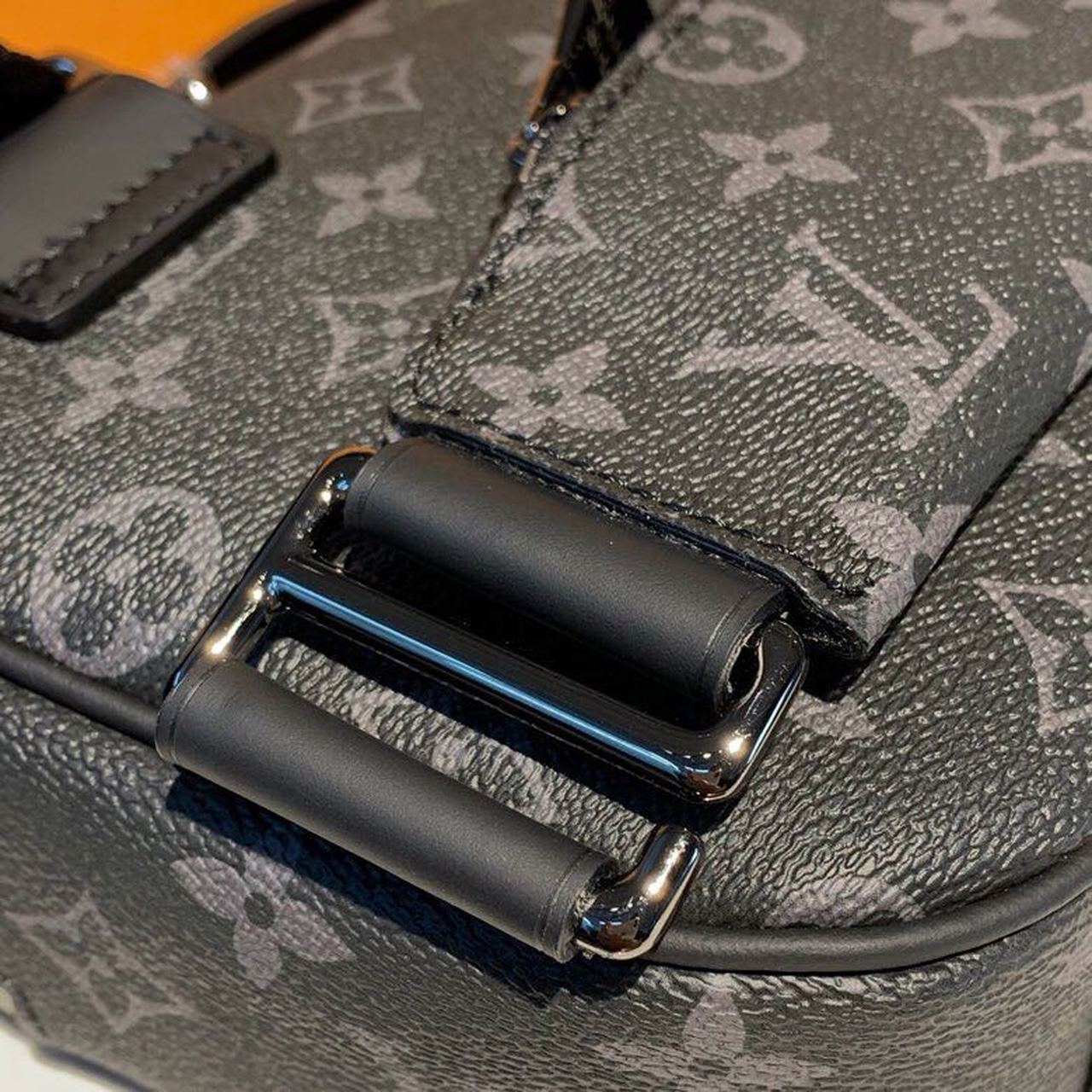 Top Quality Bumbag Monogram Eclipse Canvas For Men, Belt Bags 11in/28cm Top Quality M42906