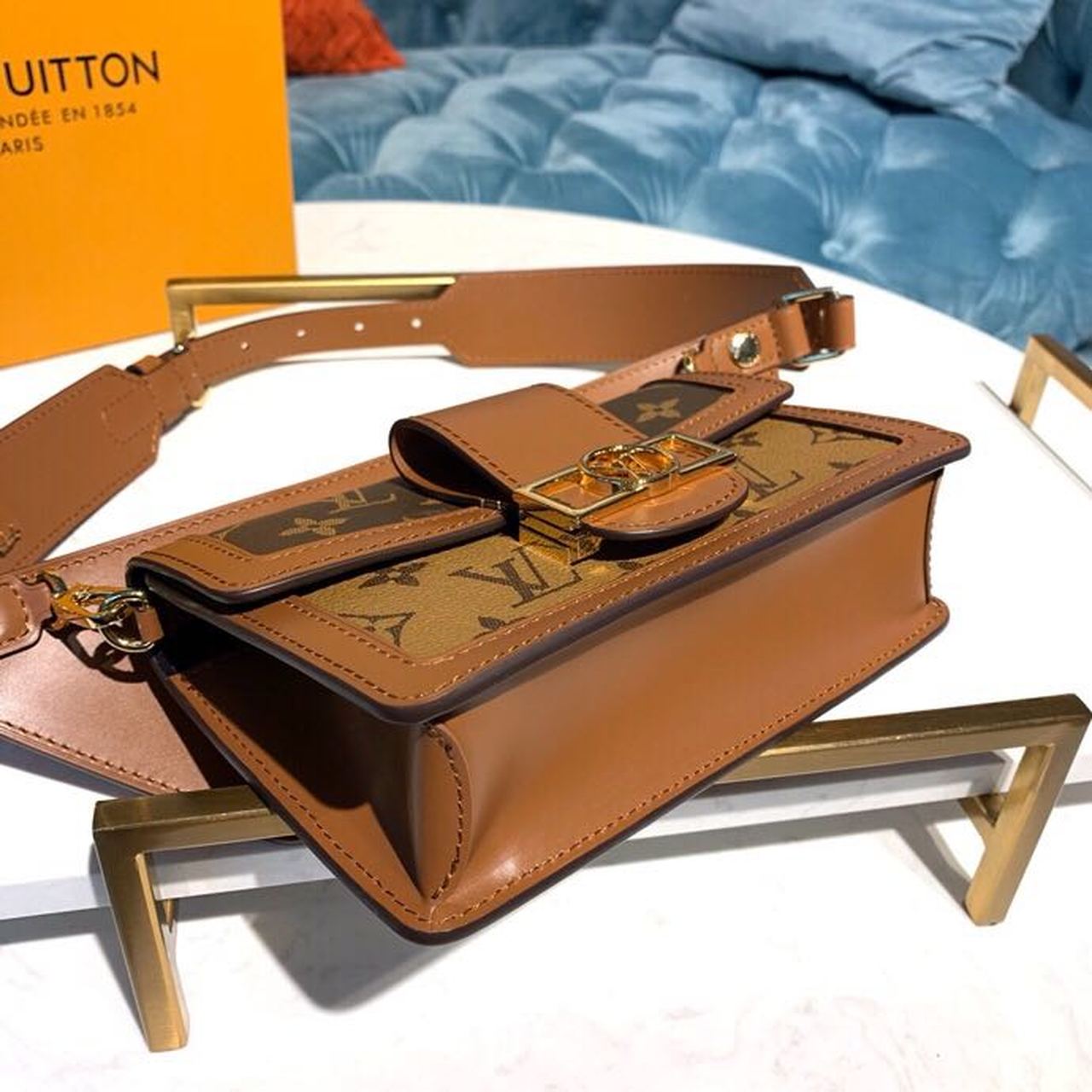 Top Quality Dauphine Bumbag Monogram And Monogram Reverse Canvas For Women, WoBelt Bags 7.5in/19cm Top Quality M44586