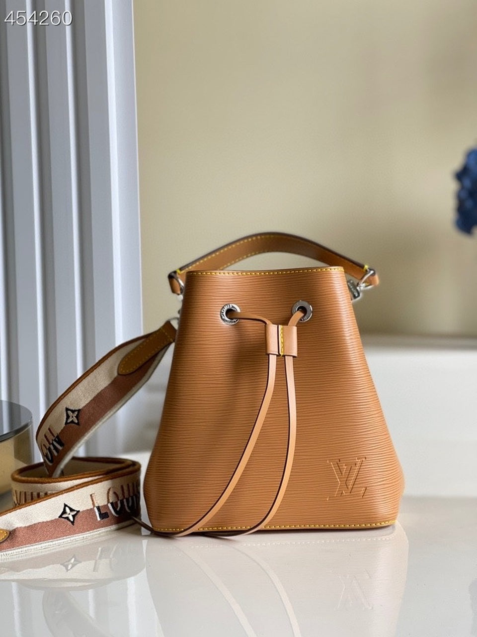 Top Quality NeoNoe BB Bucket Bag Honey Gold For Women,  Shoulder And Crossbody Bags 7.9in/20cm Top Quality M57706