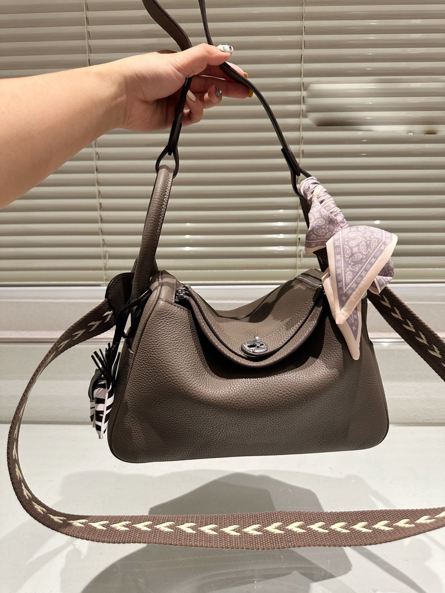 EN - New 1:1 rep  Bags HM 143