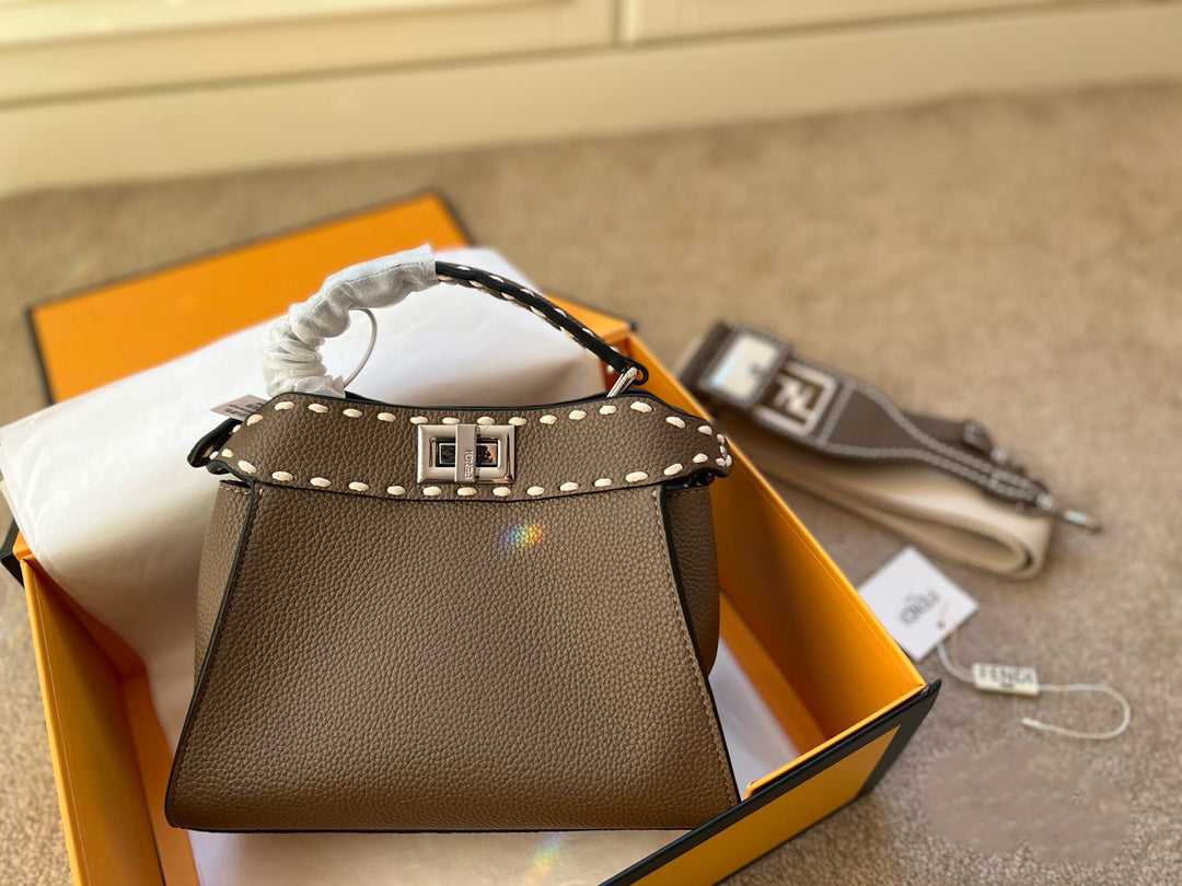EN - New 1:1 rep  Bags FEI 249