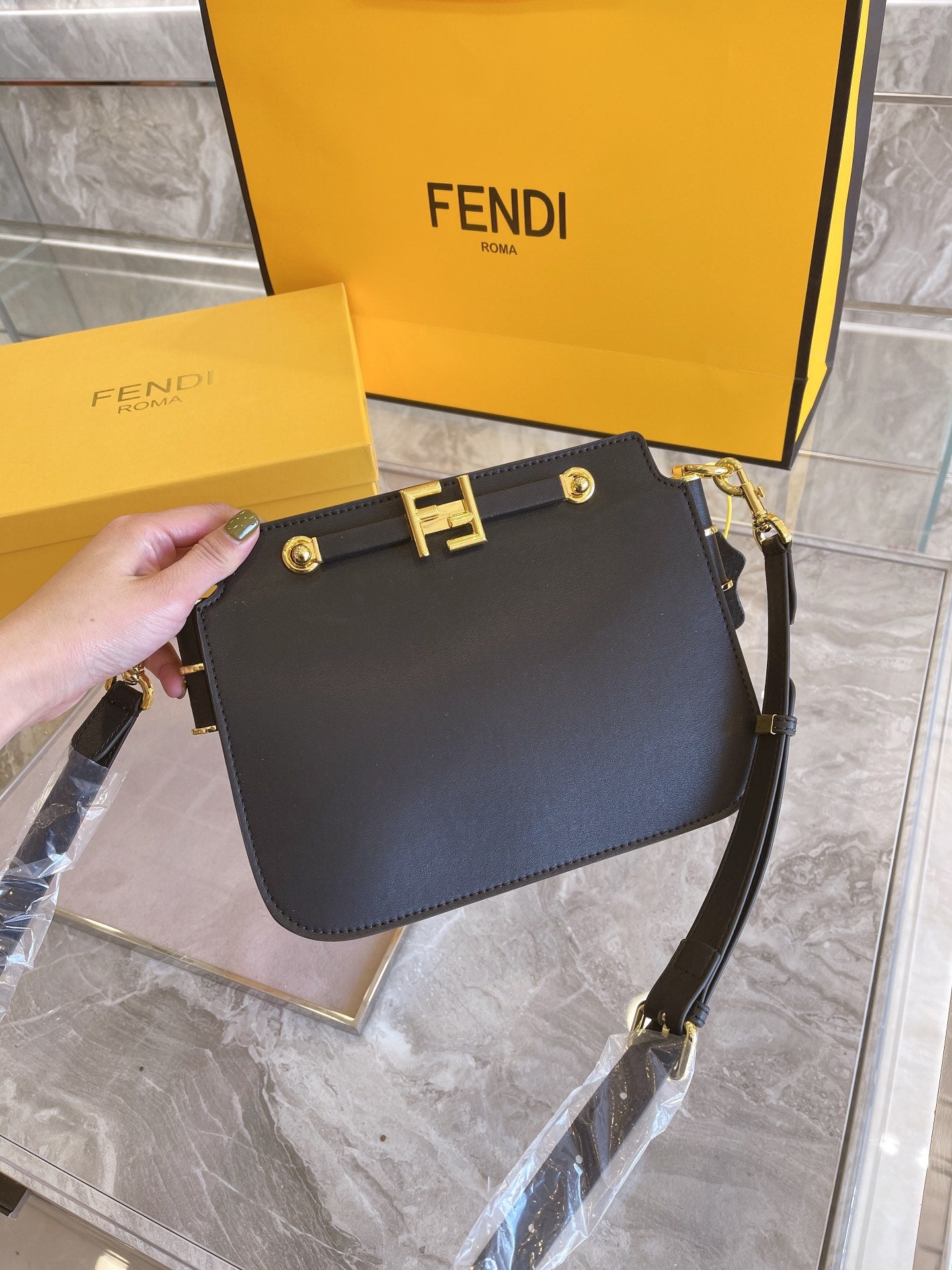 EN - New 1:1 rep  Bags FEI 238