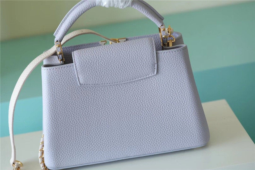 Top Quality Capucines MM Taurillon Light Blue/ Creme For Women,  Shoulder And Crossbody Bags 31.5cm/12.4in Top Quality 