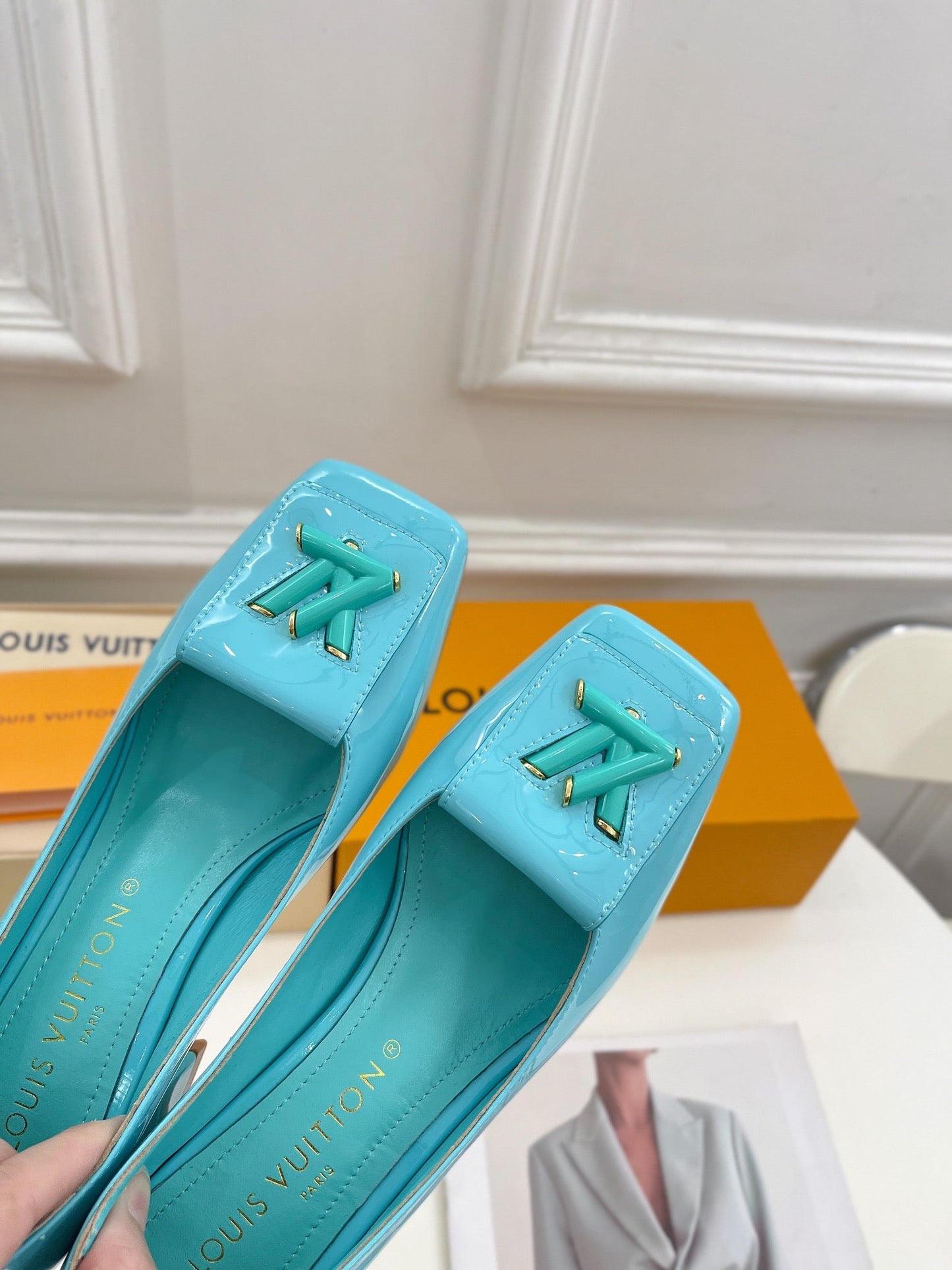 New 1:1 rep LUV High Heel Shoes 036