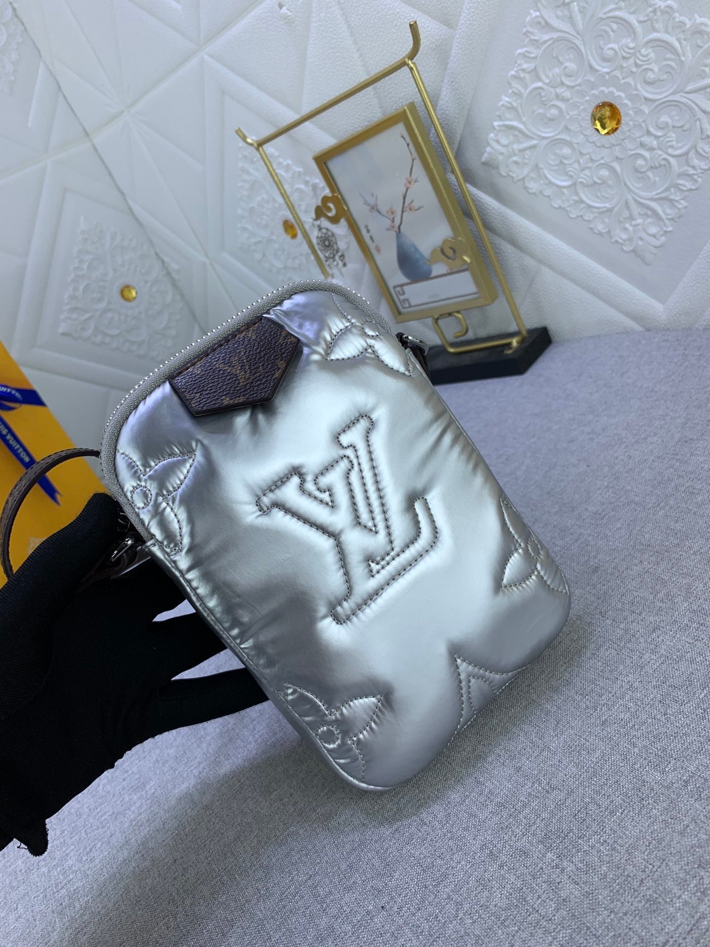 EN - New 1:1 rep Bag LUV 622