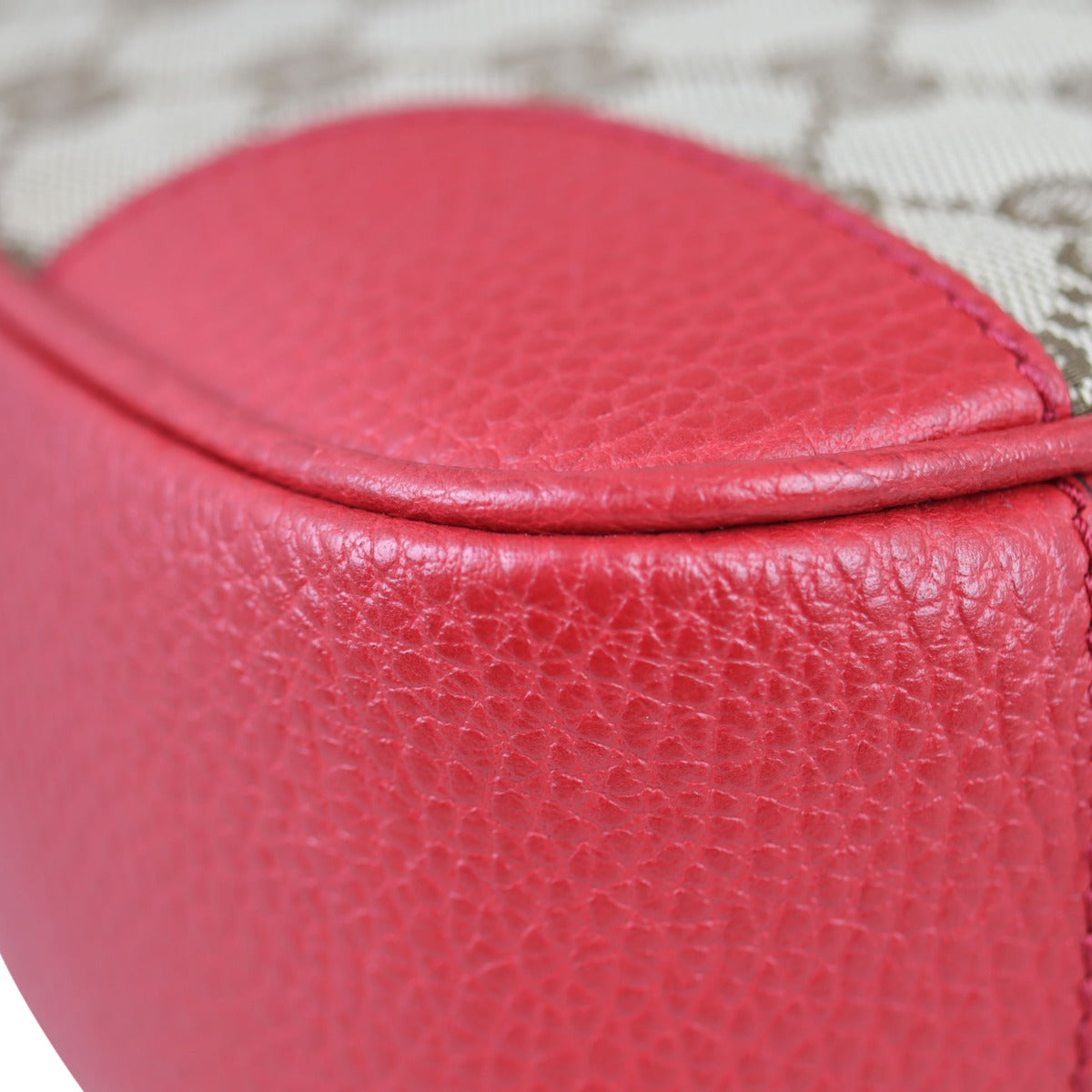 Gucci GG Bree Mini Messenger Bag
