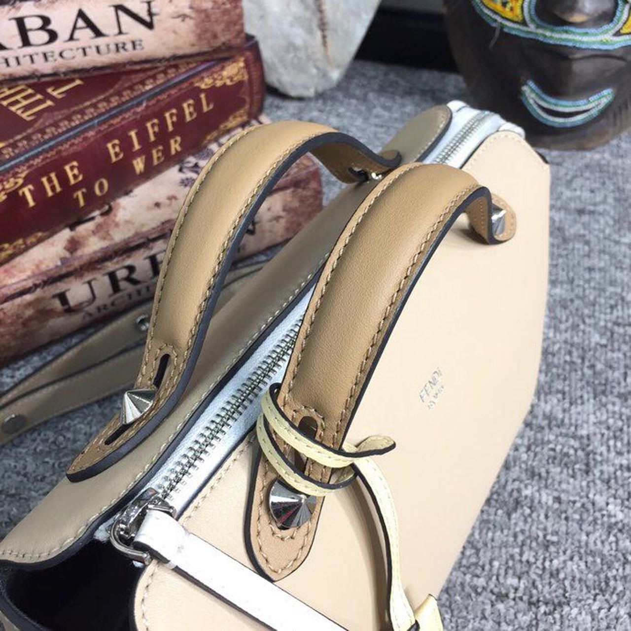 Top QualityTop Quality By The Way Medium Bag Beige For Women, Women’s Handbags, Shoulder And Crossbody Bags 10in/27cm FF 8BL1461
