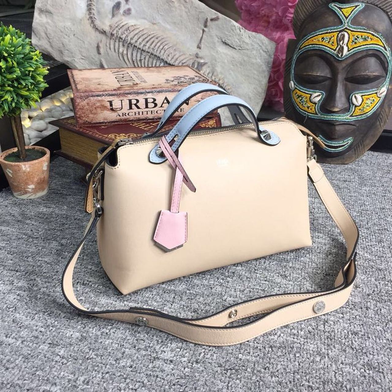 Top QualityTop Quality By The Way Medium Bag Beige For Women, Women’s Handbags, Shoulder And Crossbody Bags 10in/27cm FF 8BL1461