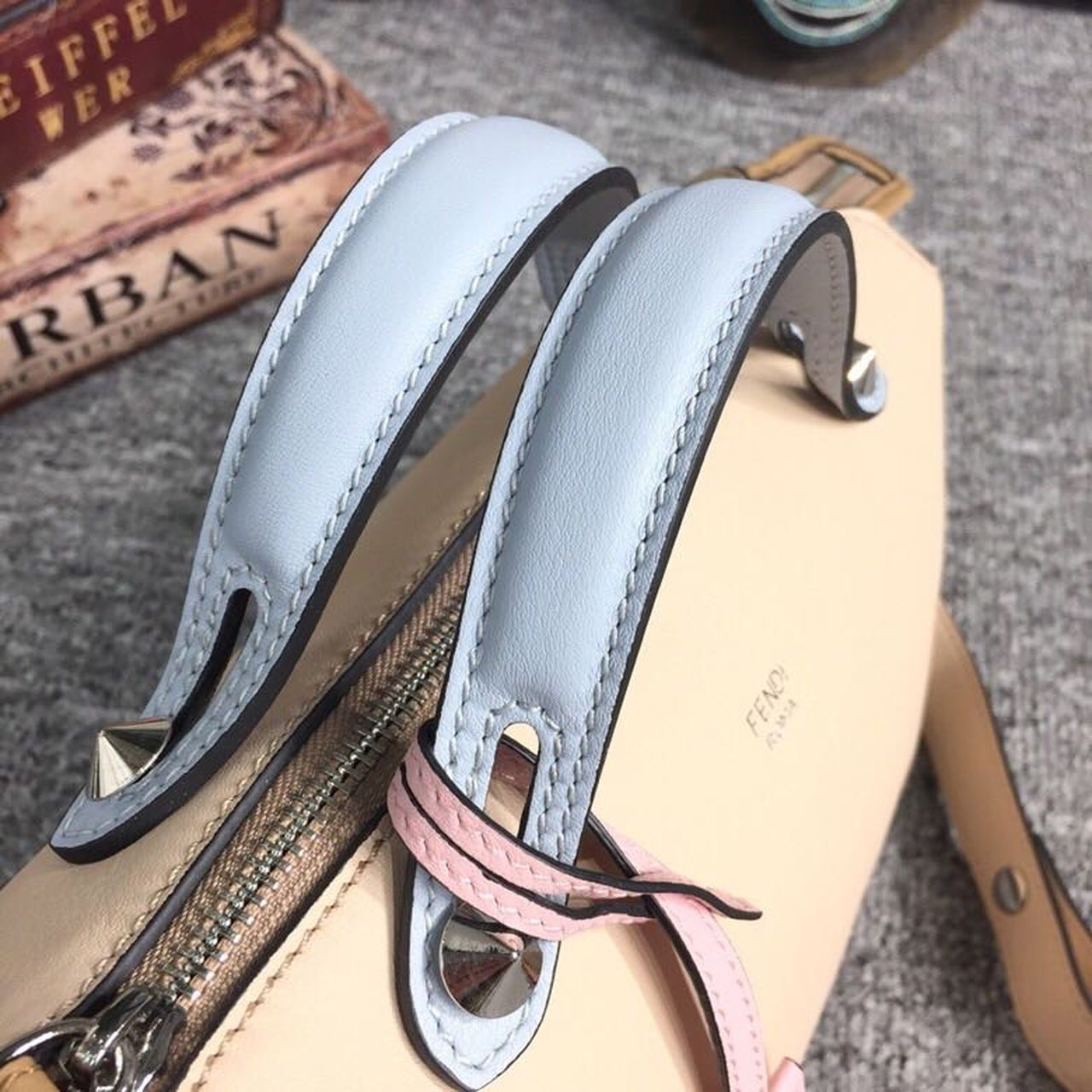 Top QualityTop Quality By The Way Medium Bag Beige For Women, Women’s Handbags, Shoulder And Crossbody Bags 10in/27cm FF 8BL1461