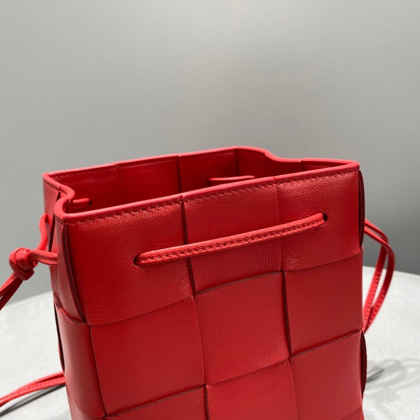 Top Quality Mini Cassette Bucket Bag Red, For Women, Bags 5.5in/14cm 680217VCQC46358
