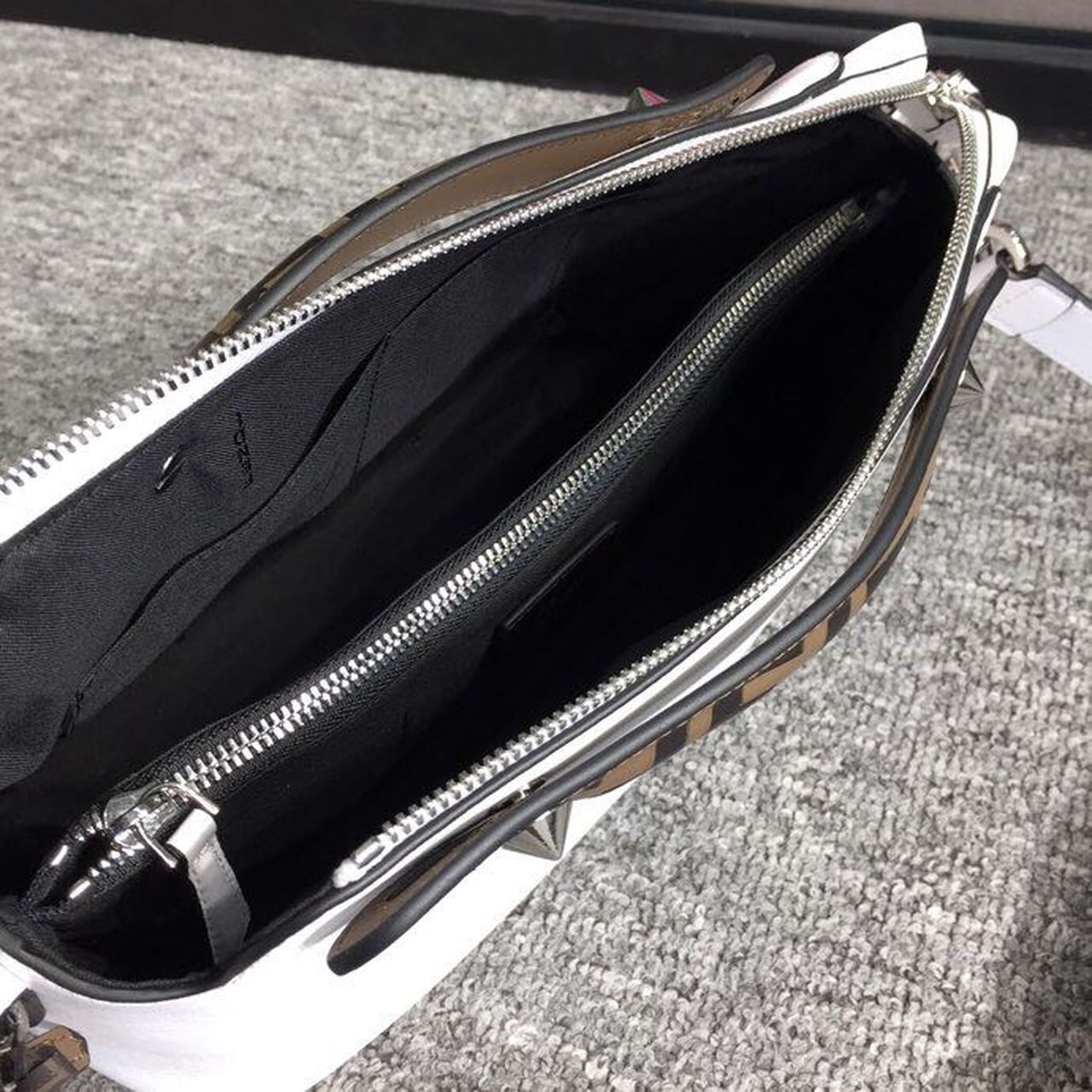 FI By The Way MeTop Qualityum Bag White For Women, Handbags, Shoulder And Crossbody Bags 10.6in/27cm FF 8BL1461