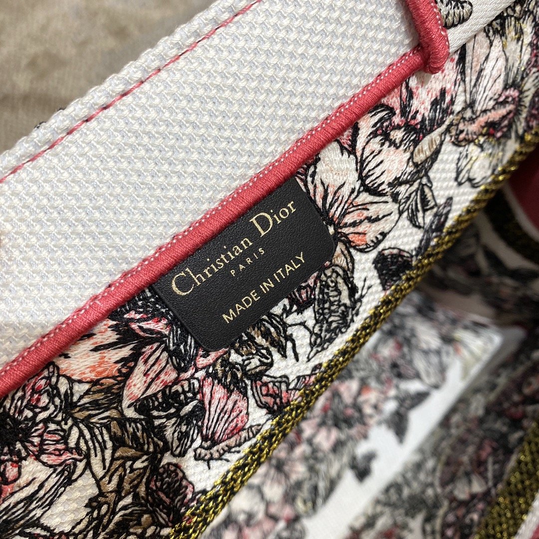 Top Quality MeTop Qualityum Book Tote Multicolor Butterfly Embroidery, Red/White, For Women Womens Handbags, 36cm CD