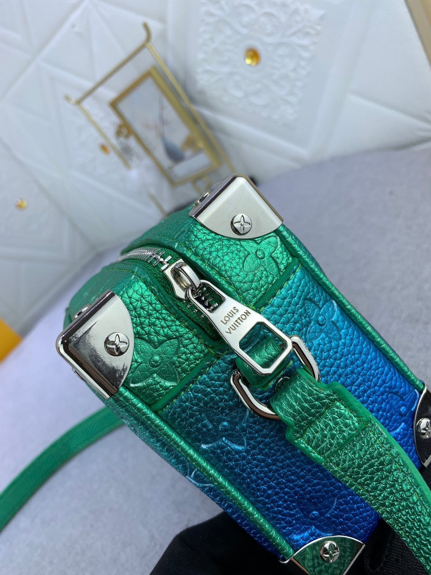 EN - New 1:1 rep Bag LUV 644