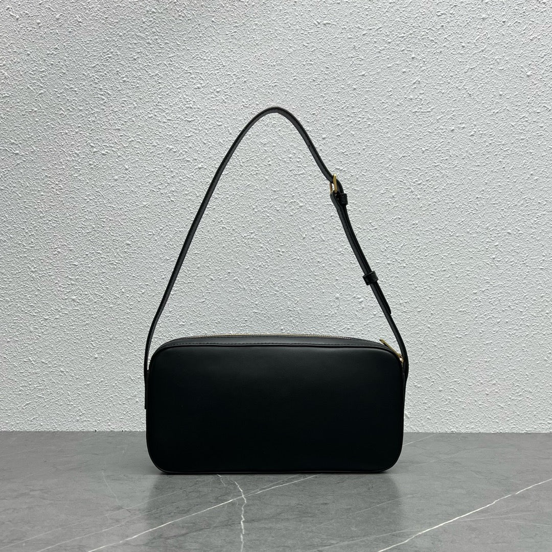 Top Quality Camera Shoulder Bag Cuir Triomphe Black For Women 10in/26cm