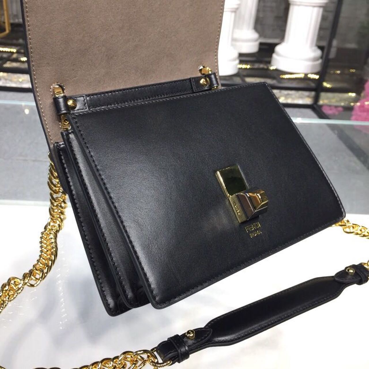 Top QualityTop Quality FF Logo Kan I Bag 9.8in/25cm With Gold Toned Chain Black For Women