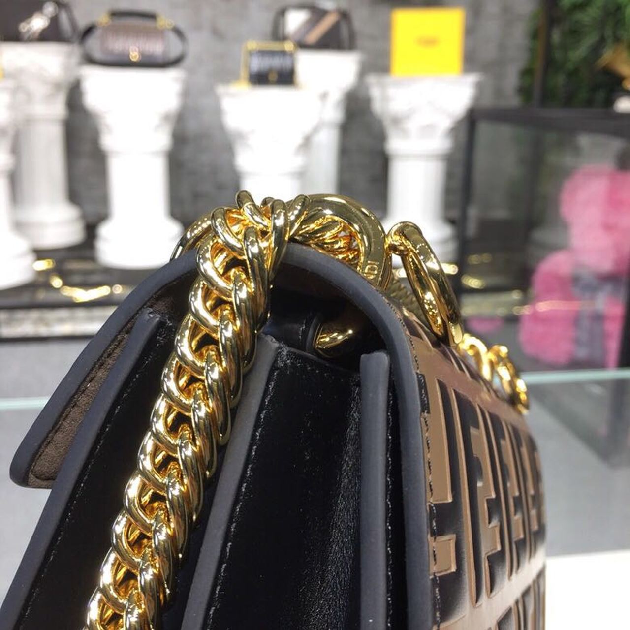 Top QualityTop Quality FF Logo Kan I Bag 7.5in/19cm With Gold Toned Chain Brown/Black For Women