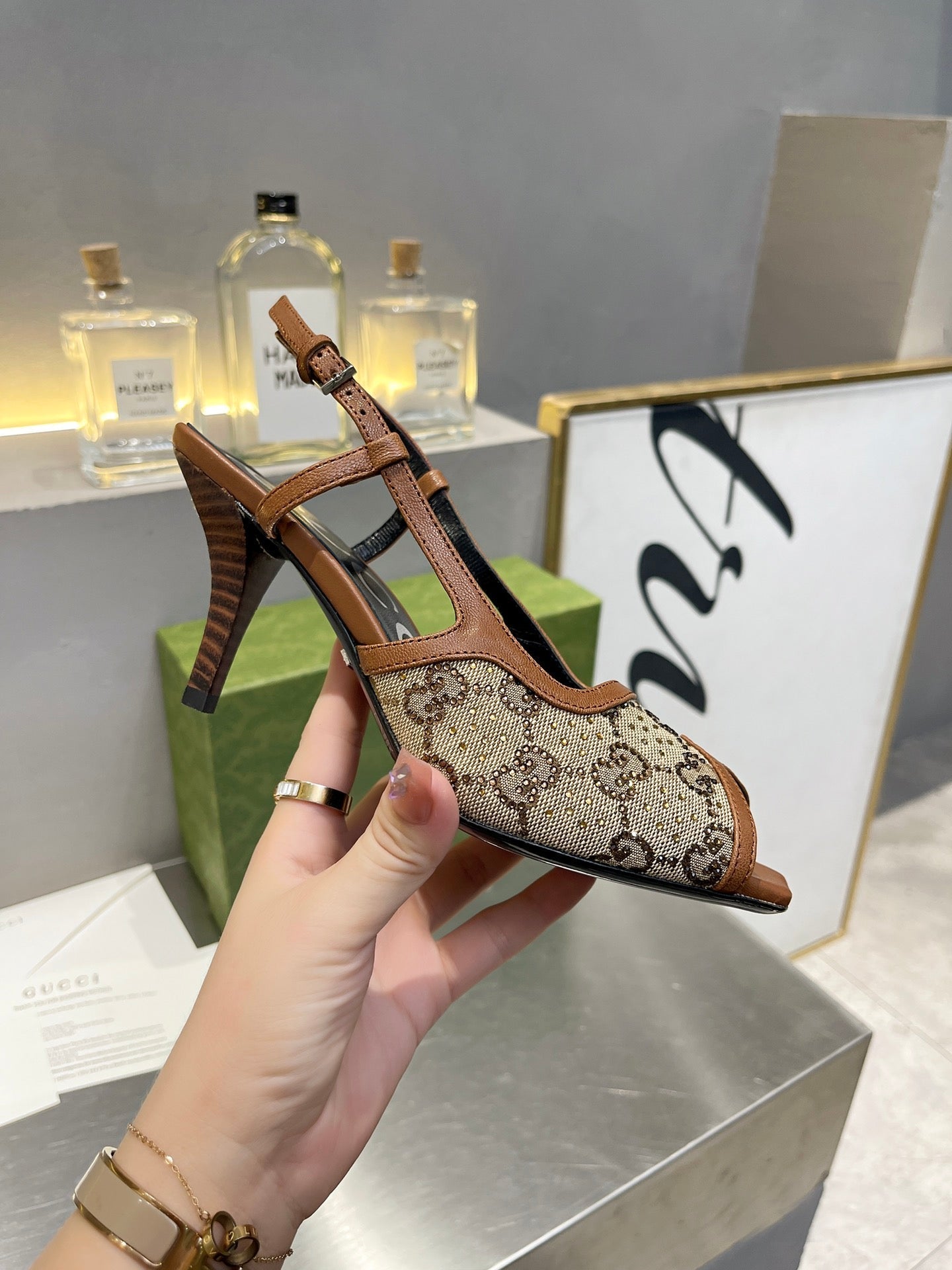New 1:1 rep GCI HIGH HEELS 025