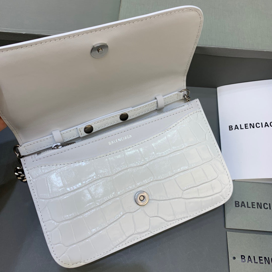 Top Quality Croc Embossed Patent B Bag With Chain In White, For Women,  Bags 7.9in/20cm