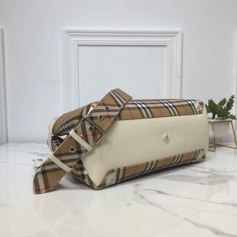 Top Quality Ho Check Derby MeTop Qualityum Banner Purse Tote White For Women, Women’s Bags 14in/35cm
