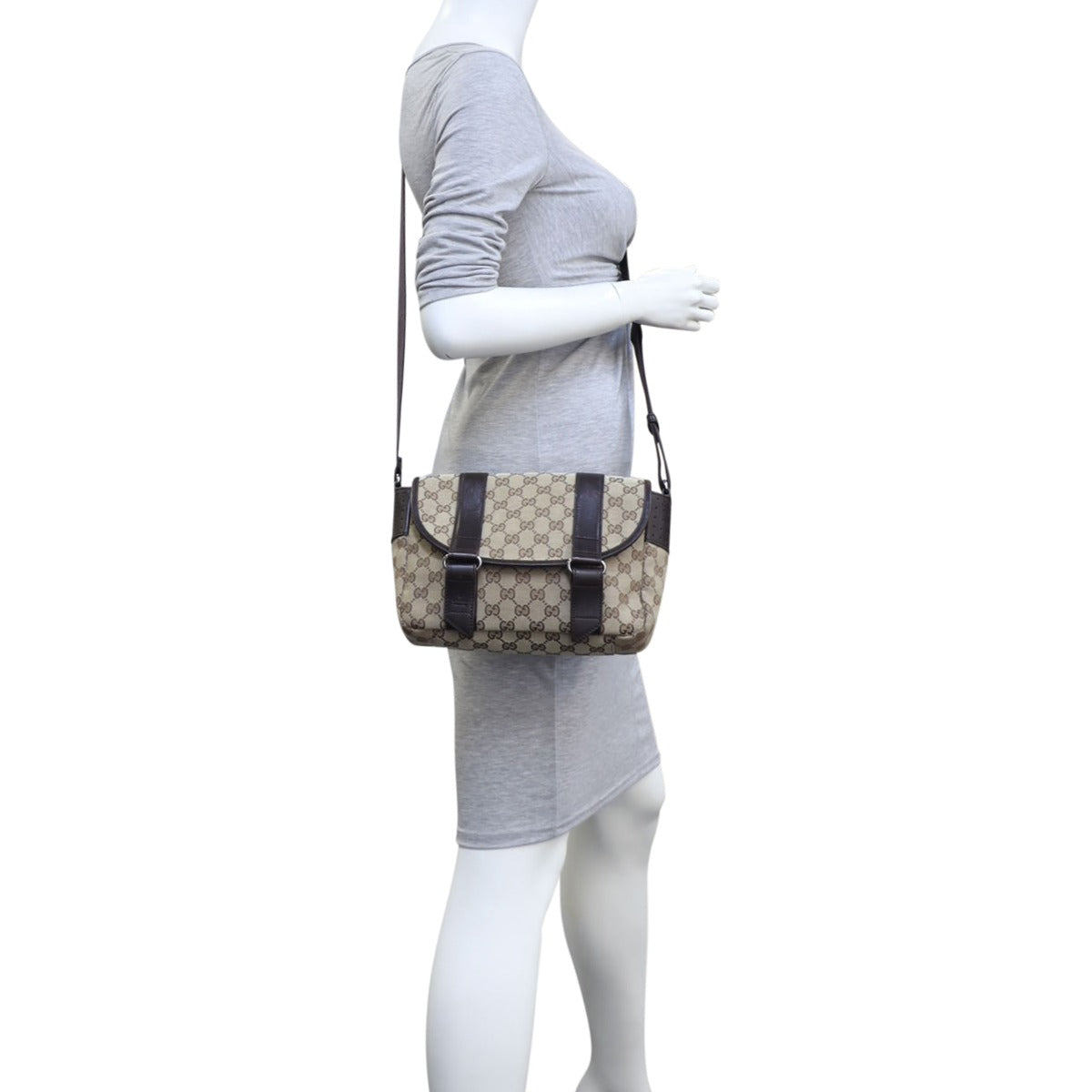 Gucci GG Canvas Messenger